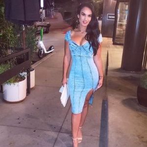 Selfie Leslie, fitted denim, thigh slit, back zipper, day to night, extra small